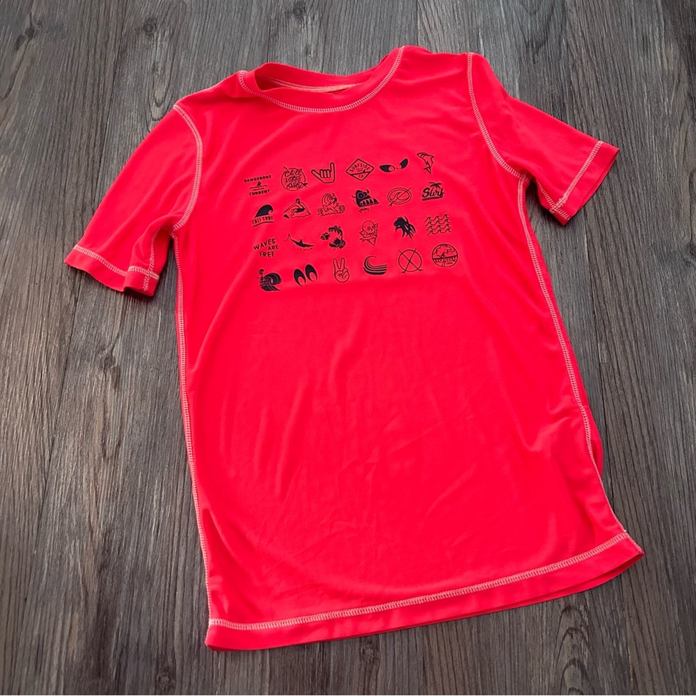GAP kids rashguard size 6-7